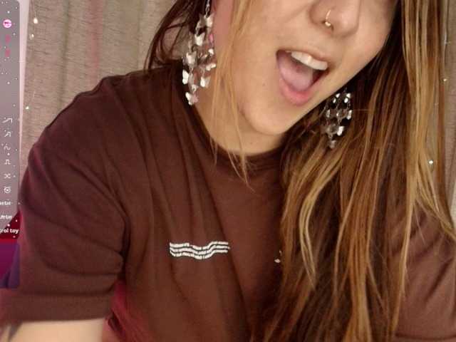 Natasha-Wilde's BongaCams show and profile