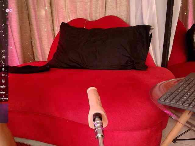 Natasha-Wilde webcam