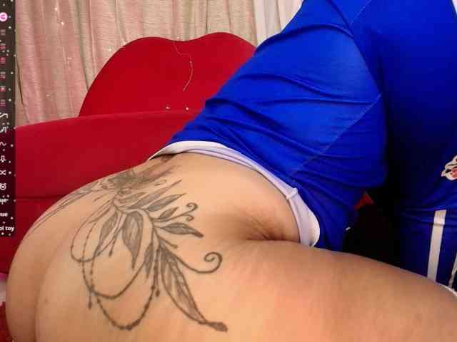 Natasha-Wilde webcam