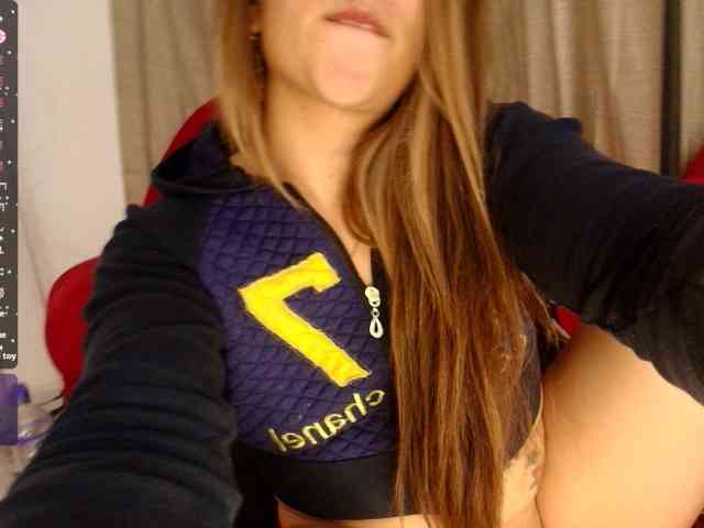 Natasha-Wilde webcam