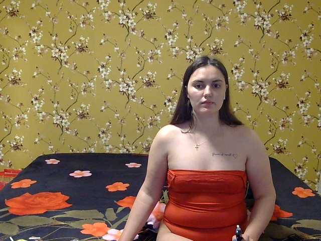 Karlabby's BongaCams show and profile