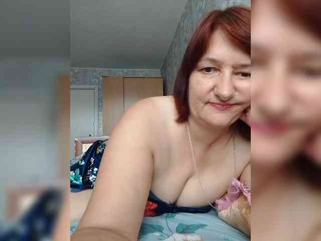 MoniikaSweet webcam