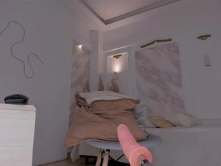 Pamela-78 Porn Show