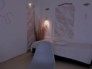 Pamela-78 Porn Show