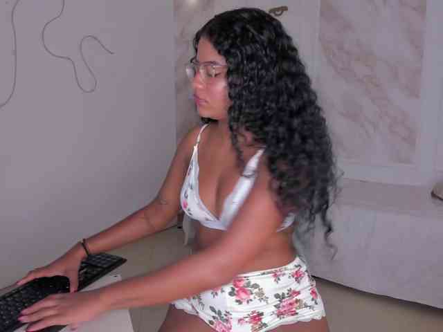 Pamela-78 webcam