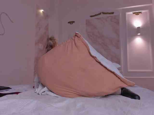 Pamela-78 webcam