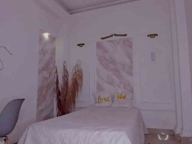 Pamela-78 webcam
