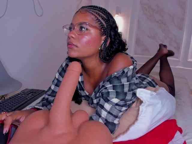 Pamela-78 webcam