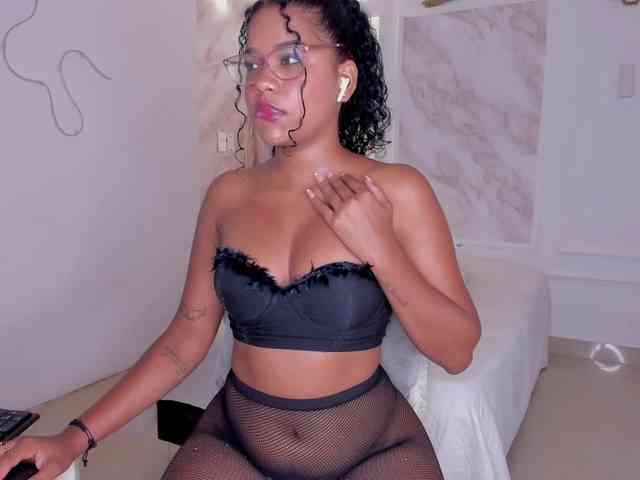 Pamela-78 webcam
