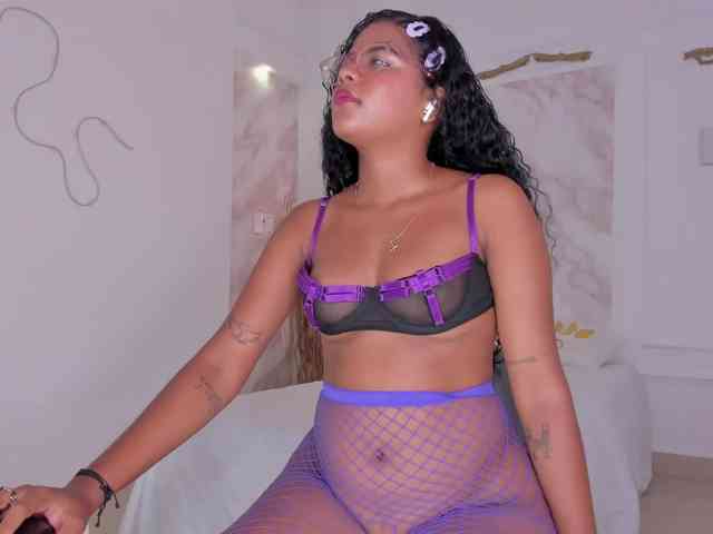 Pamela-78 webcam