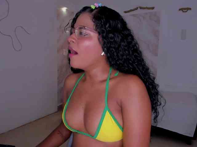 Pamela-78 webcam