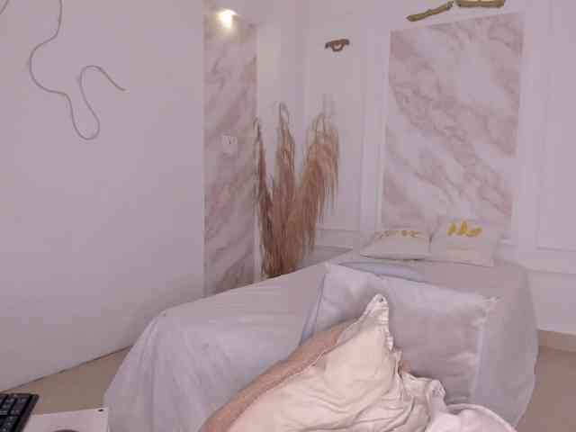 Pamela-78 webcam