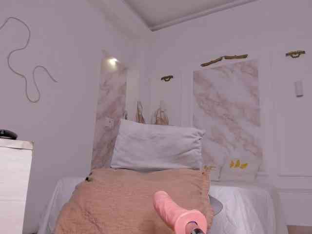 Pamela-78 webcam