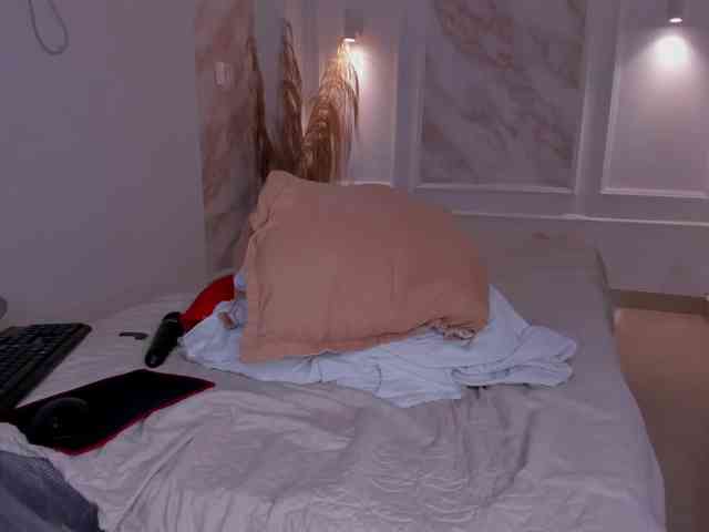 Pamela-78 webcam