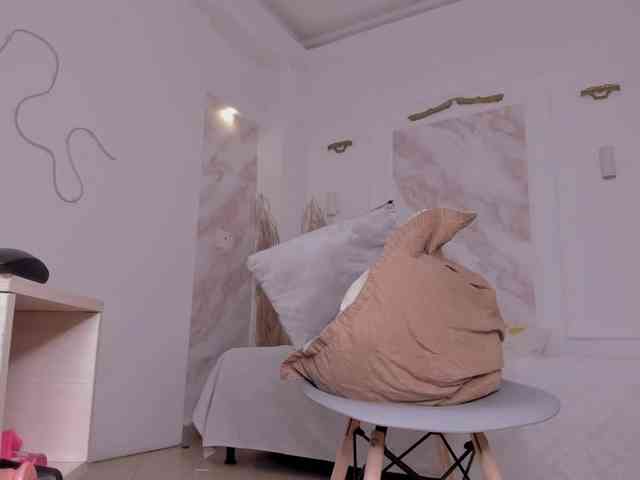 Pamela-78 webcam