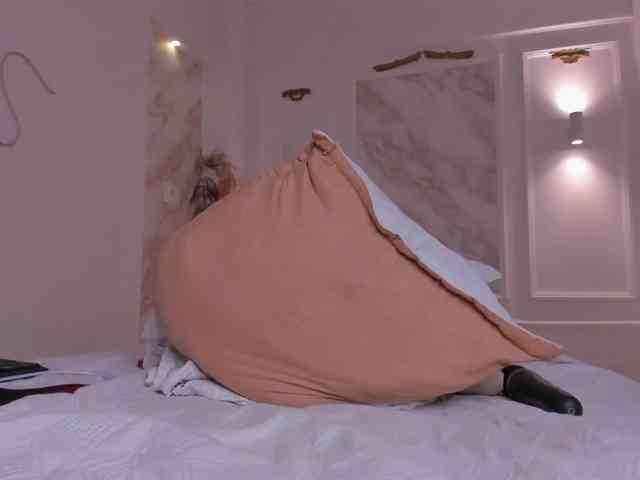 Pamela-78 webcam