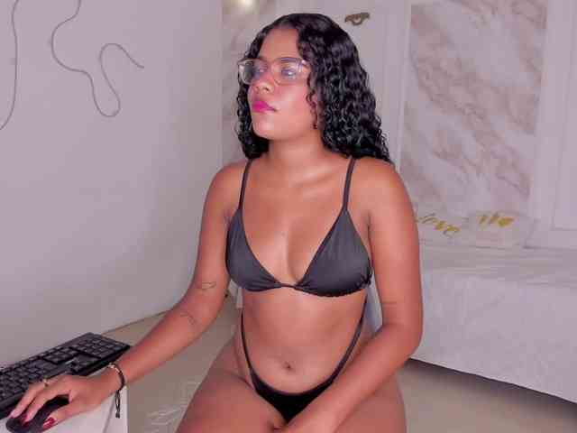 Pamela-78 webcam