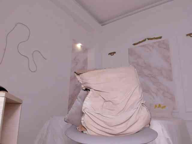 Pamela-78 webcam