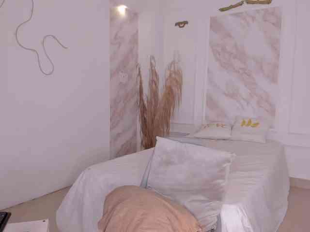 Pamela-78 webcam