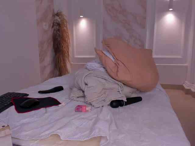 Pamela-78 webcam