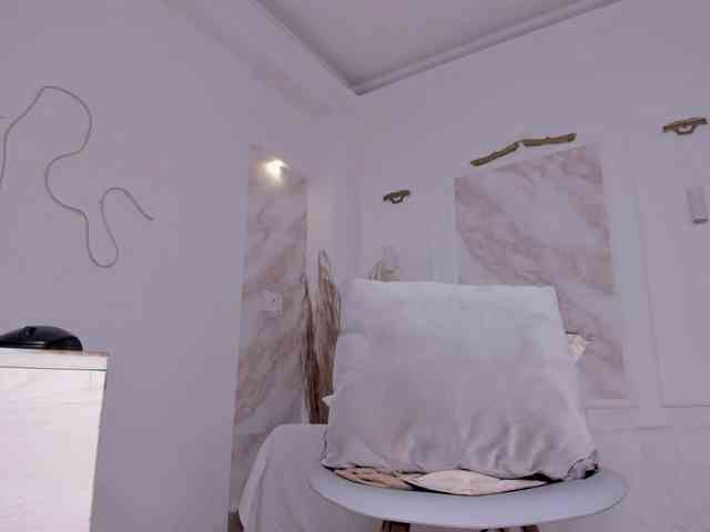 Pamela-78 webcam