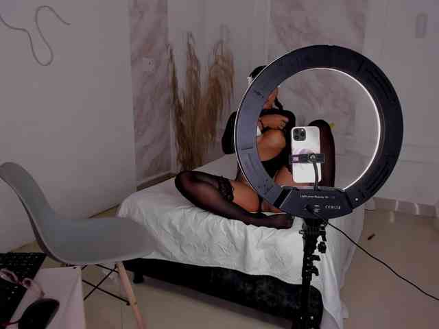 Pamela-78 webcam