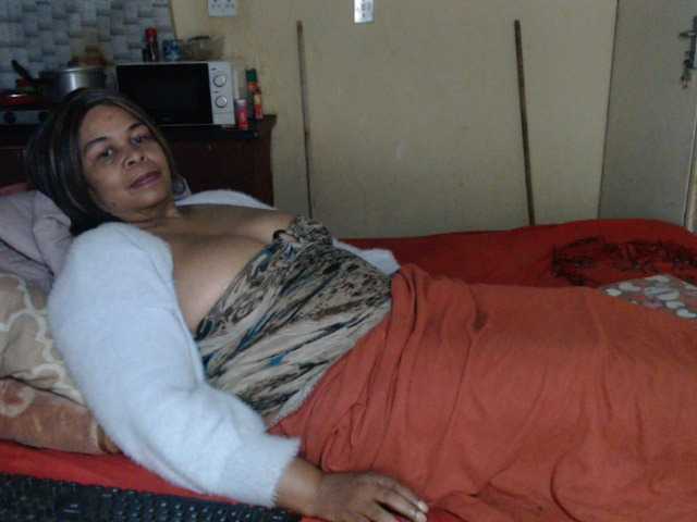 Mydreamgirrl's BongaCams show and profile