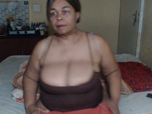 Mydreamgirrl's BongaCams show and profile