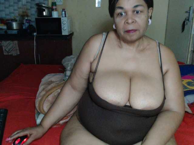 Mydreamgirrl's BongaCams show and profile