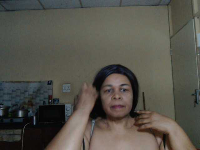 Mydreamgirrl's BongaCams show and profile