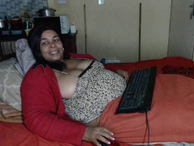 Mydreamgirrl's BongaCams show and profile