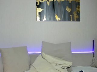 Mia-Callme Porn Show