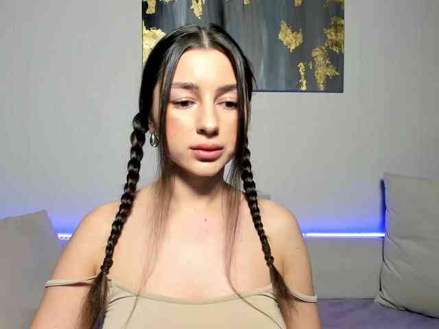 Mia-Callme webcam