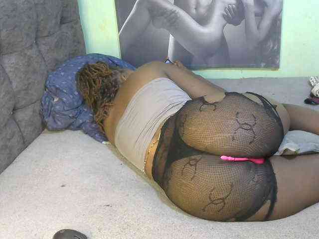 TerryAssQueen254 webcam