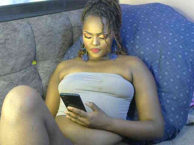 TerryAssQueen254 webcam