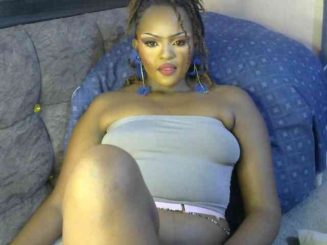 TerryAssQueen254 webcam