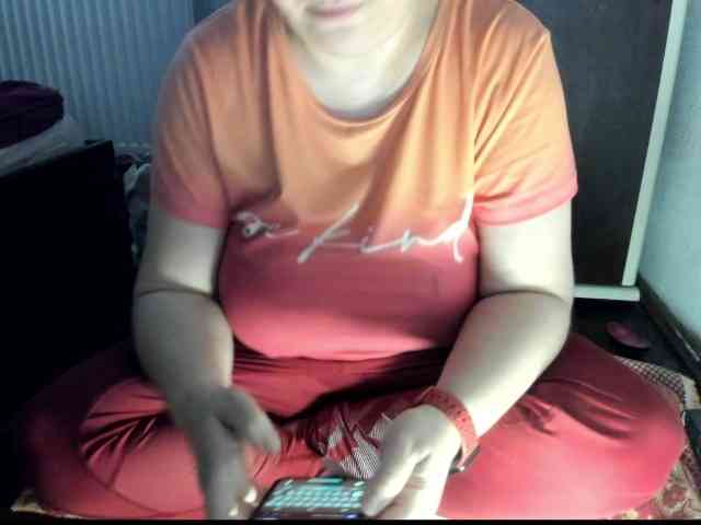 naturalltessa webcam