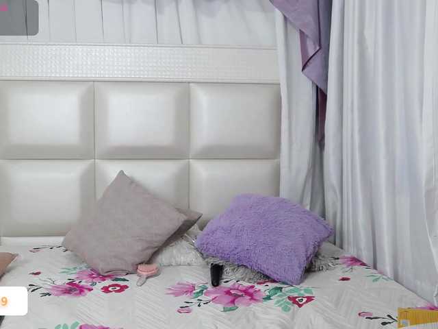 verosantana's BongaCams show and profile