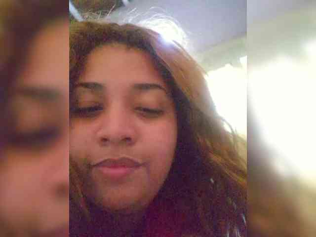 OhYesLinda webcam