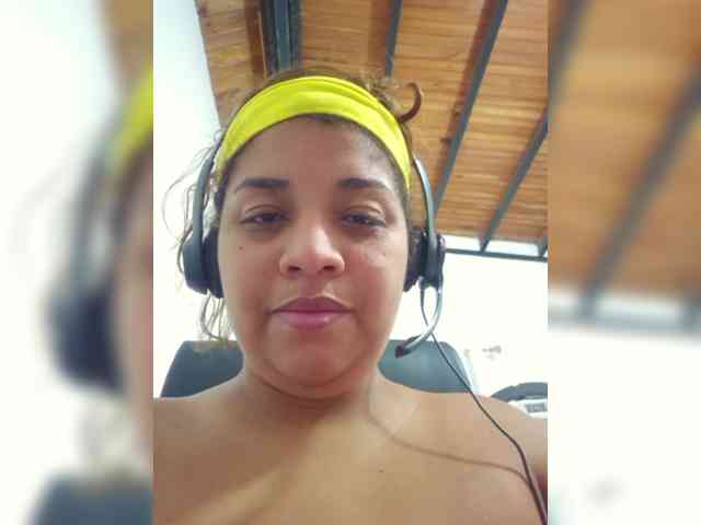 OhYesLinda webcam