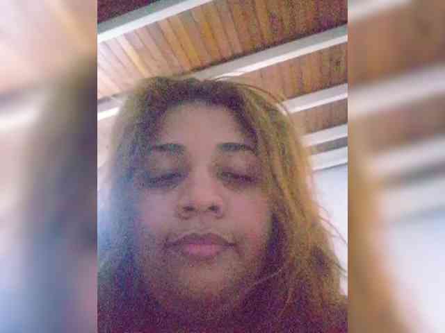 OhYesLinda webcam