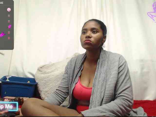 NickyKendal webcam