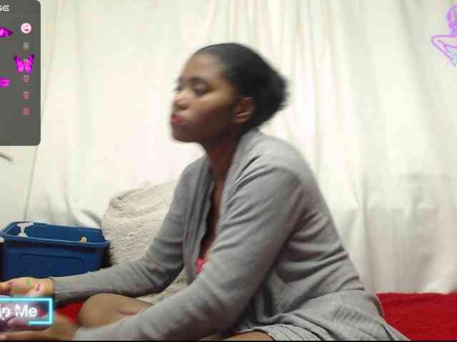 NickyKendal webcam