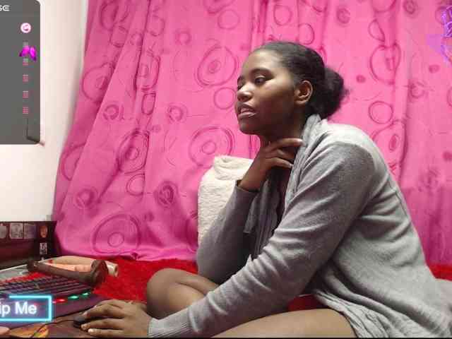 NickyKendal webcam