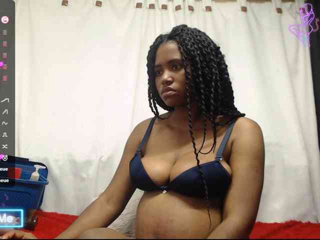 NickyKendal webcam