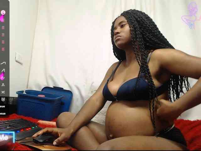 NickyKendal webcam