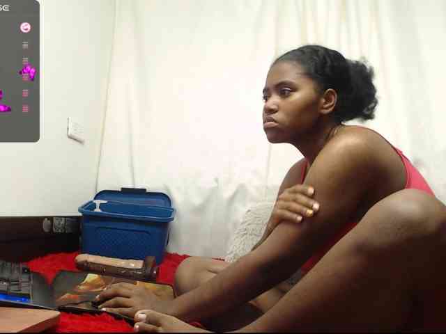 NickyKendal webcam
