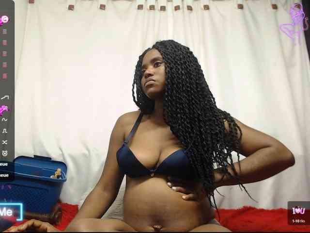NickyKendal webcam