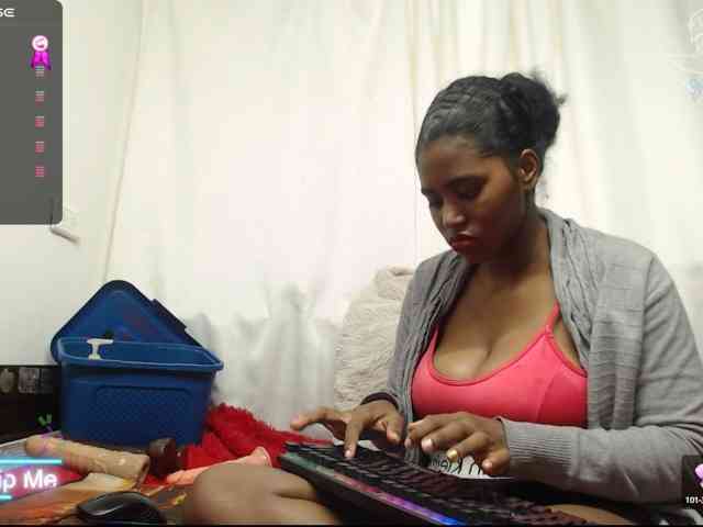 NickyKendal webcam