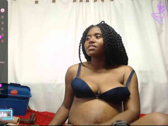 NickyKendal webcam